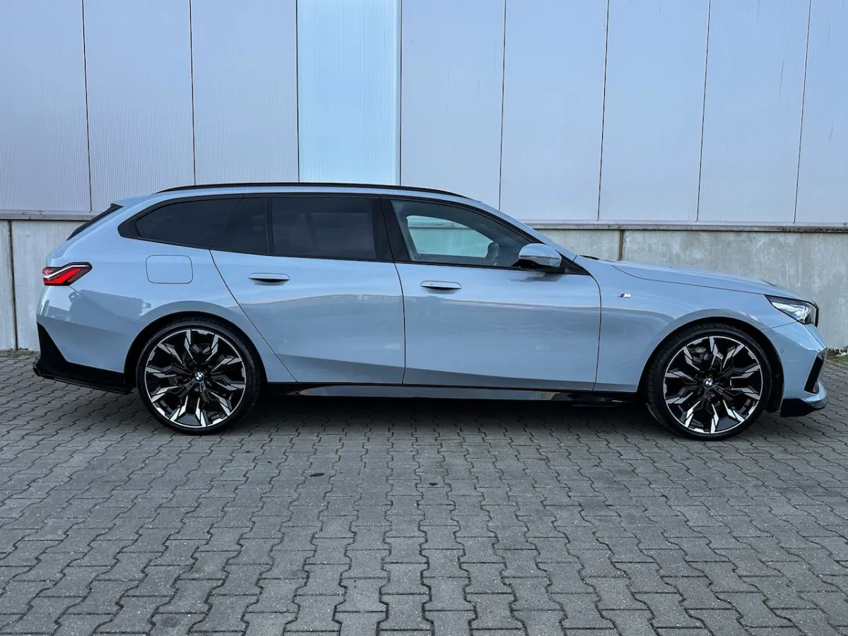 520i M-sport 21Inch M5 Performance H&K Carbon Pano