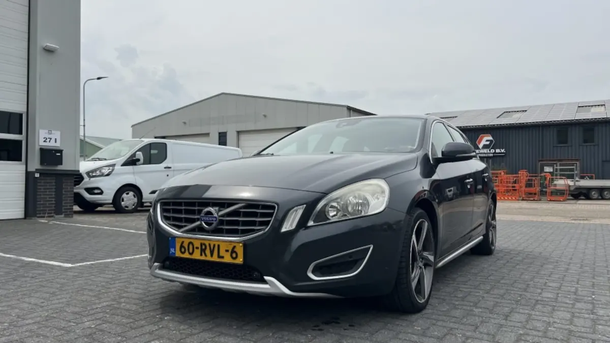 Volvo V60 2011 Benzine Handgeschakeld leasen