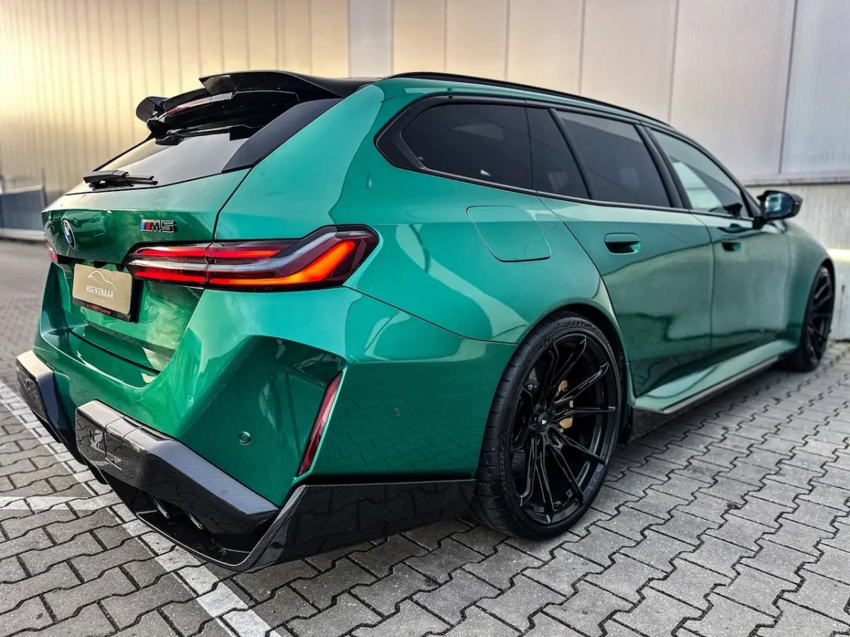 M5 Keramisch Akra 800Pk 22Inch Carbon Isle of man Full