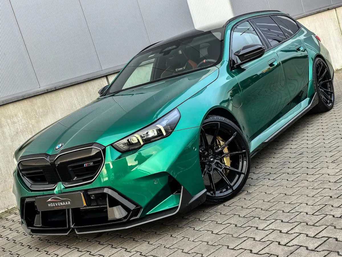 M5 Keramisch Akra 800Pk 22Inch Carbon Isle of man Full