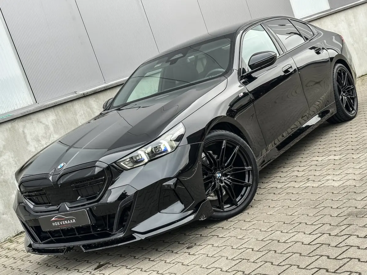 520i M-sport 21Inch M5 Performance H&K Carbon Pano