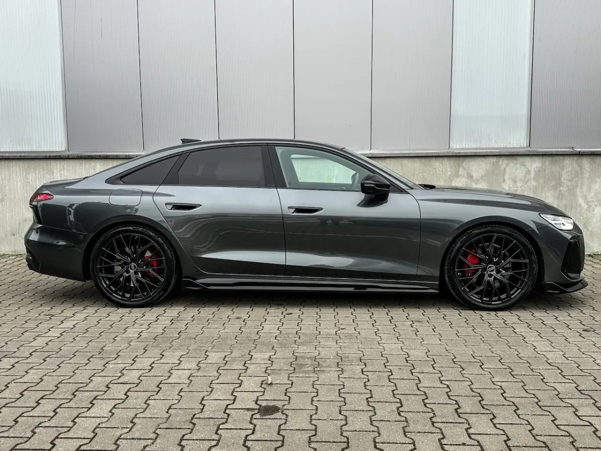 2.0 e-hybrid 367Pk S line Competition Edition one Pano B&O