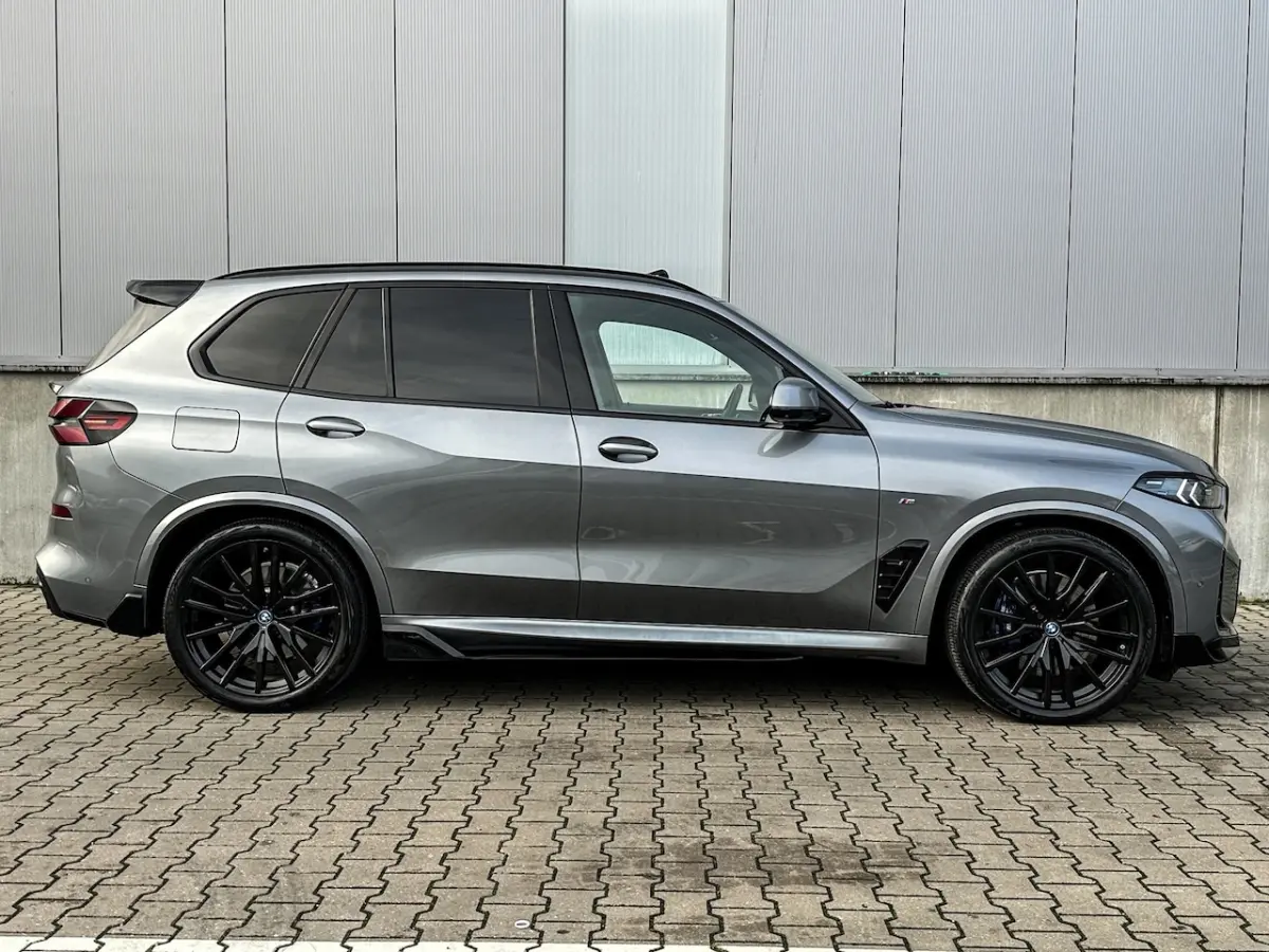 50e 490Pk M-sport Performance Carbon 22Inch Skycrap H&K 360Cam