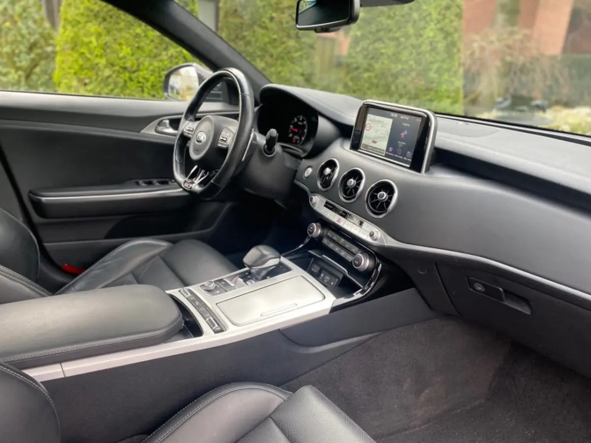 2.2 CRDI GT-LINE FULL OPTION Panodak LED Harman Kardon Head-up Carplay