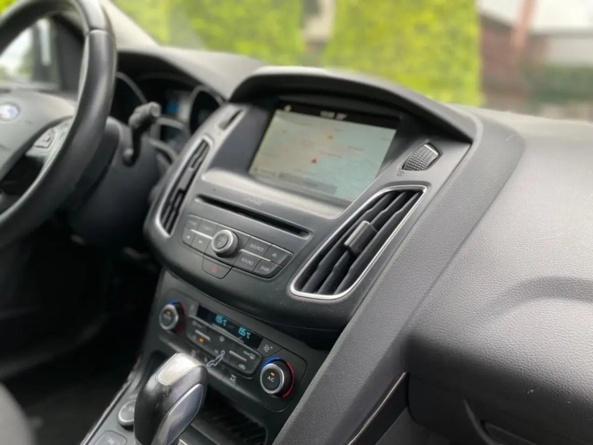 1.5 TDCI TITANIUM Automaat Apple carplay ECC Keyless Parking assistant