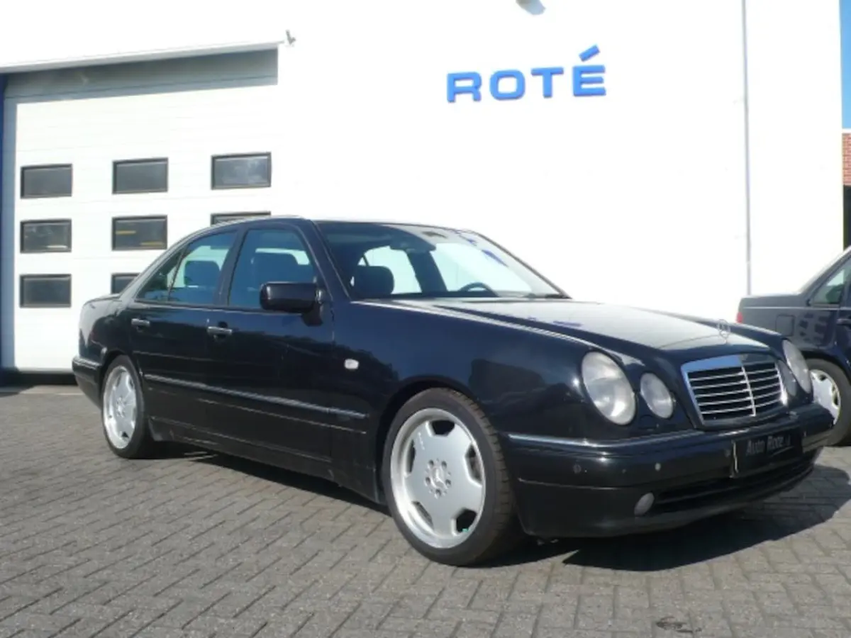 Mercedes-Benz E-klasse 1997 Benzine Automatisch leasen