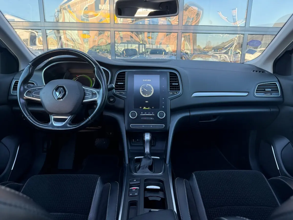 1.2 TCe SÃ©rie Signature Exclusiv Aut/Climate/Pano/Camera/Cruise/Xenon/Pdc/Navi/Apk