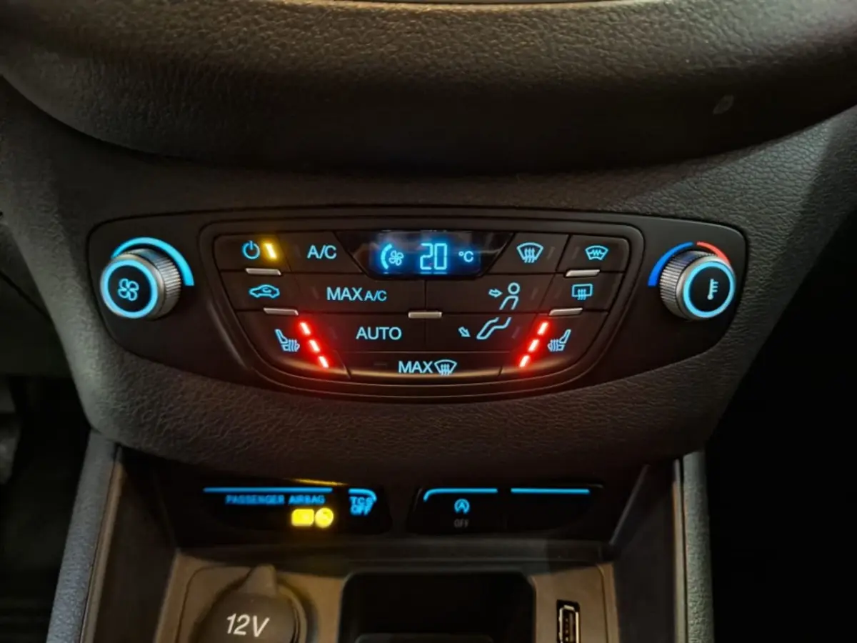 1.0 Limited EcoBoost, Milieu zone vrij, Navigatie, LM velgen
