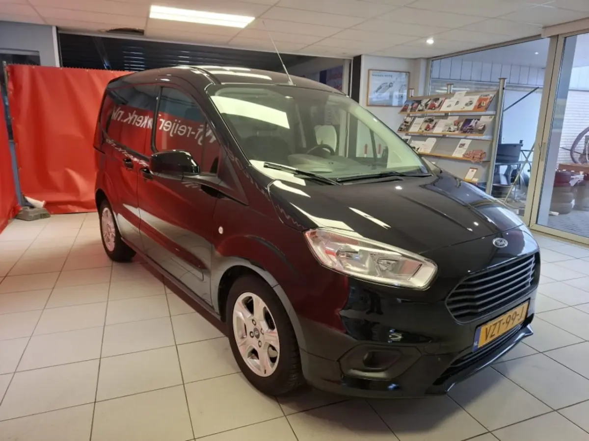 1.0 Limited EcoBoost, Milieu zone vrij, Navigatie, LM velgen