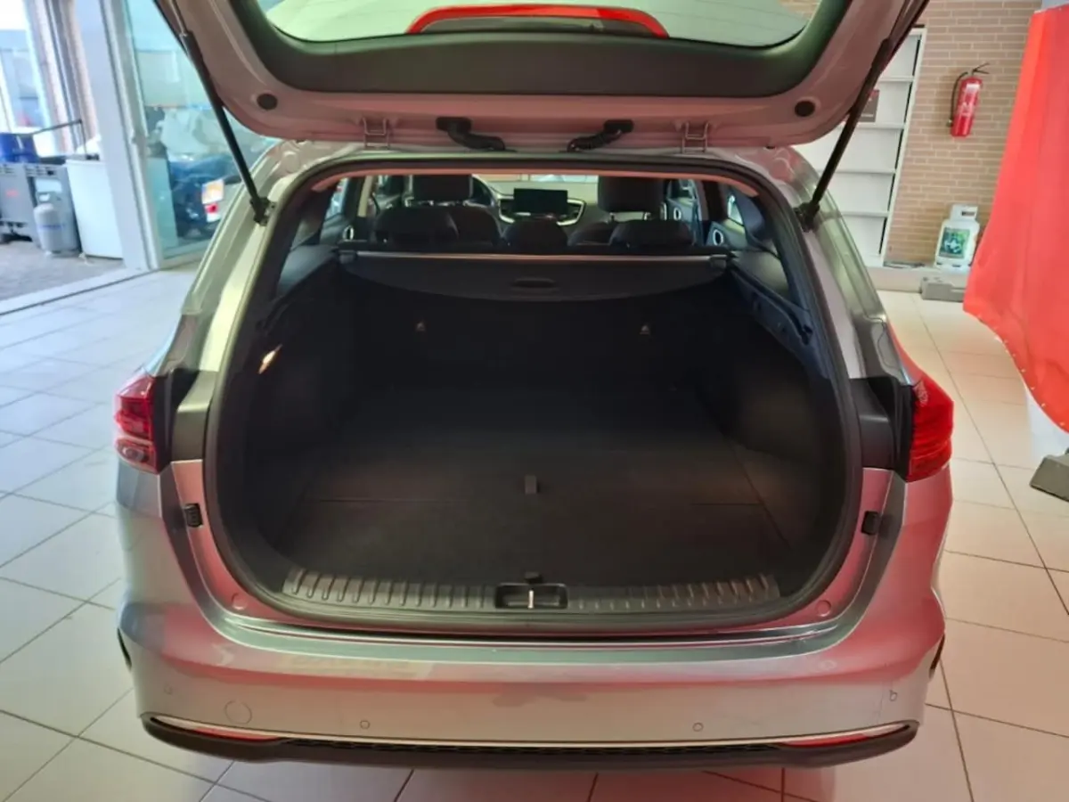 Ceed 1.0 MHEV DCT DynamicLine 5D, 12 mnd Bovag garantie