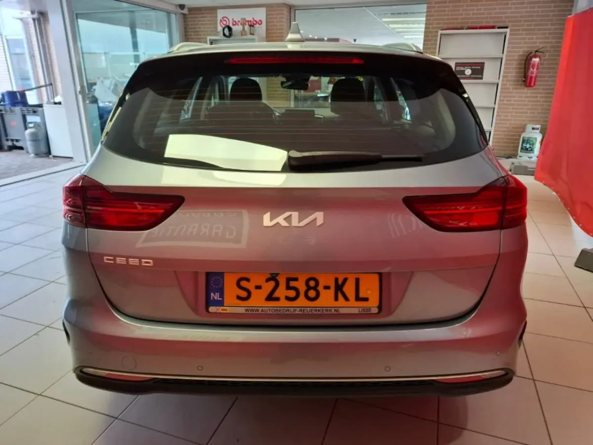 Ceed 1.0 MHEV DCT DynamicLine 5D, 12 mnd Bovag garantie