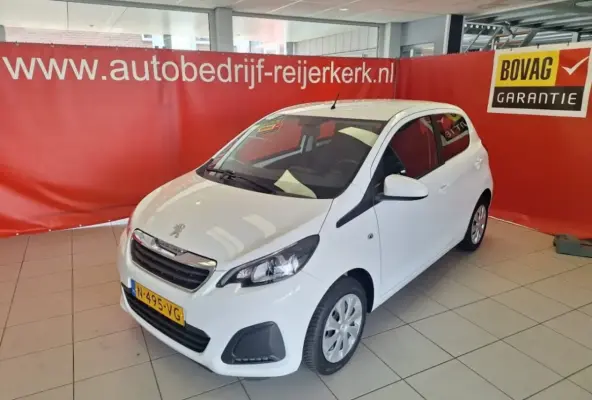1.0 e-VTi Active, groot scherm, a.camera, airco