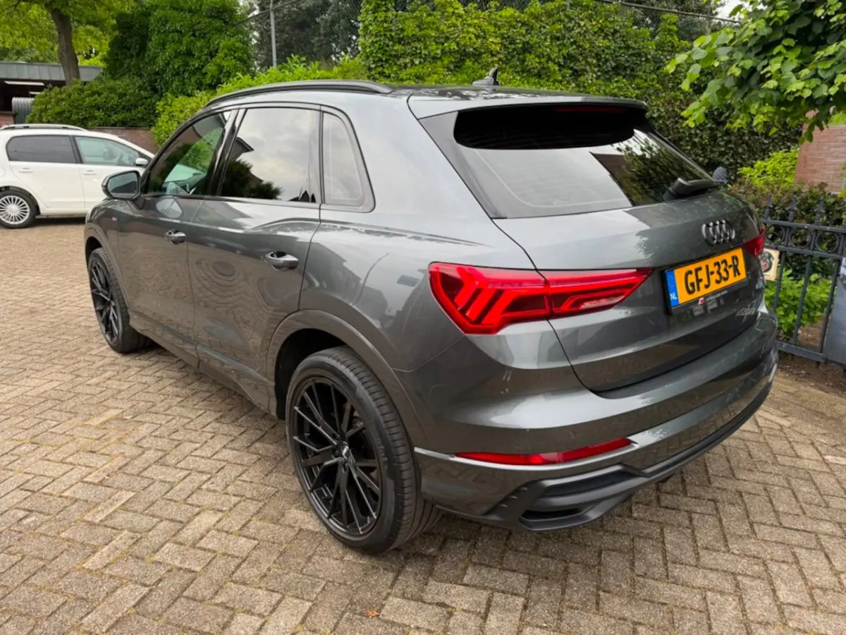40 TFSI quattro edition one S-Line pano-dak