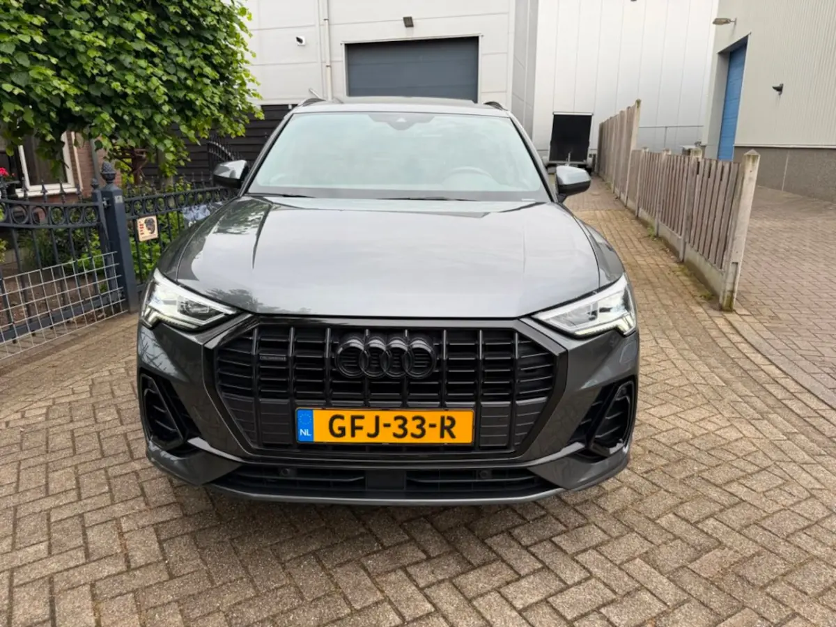 40 TFSI quattro edition one S-Line pano-dak