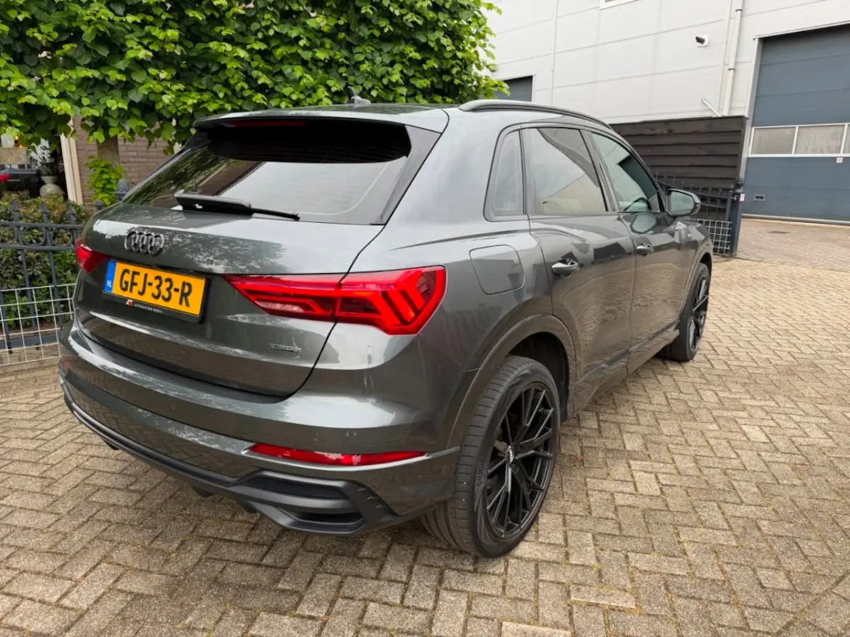 40 TFSI quattro edition one S-Line pano-dak