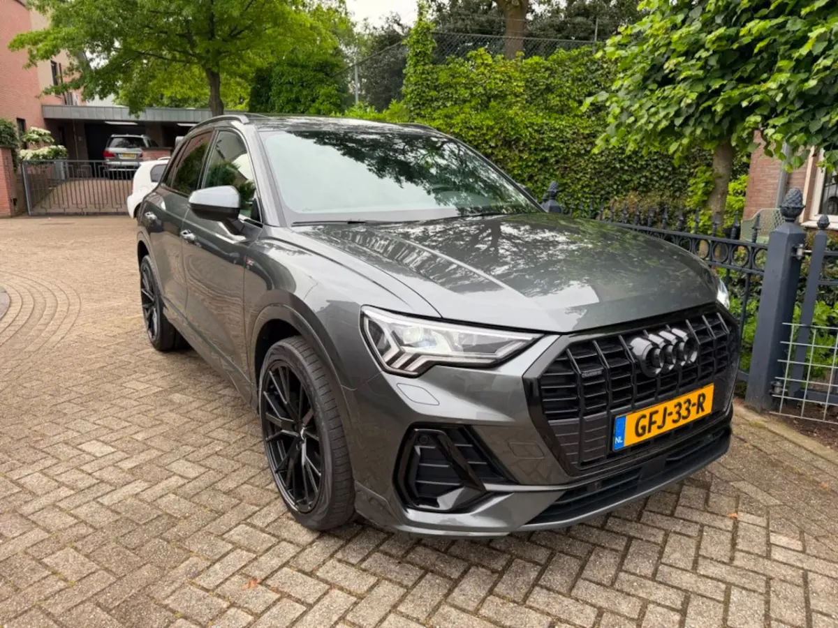 40 TFSI quattro edition one S-Line pano-dak