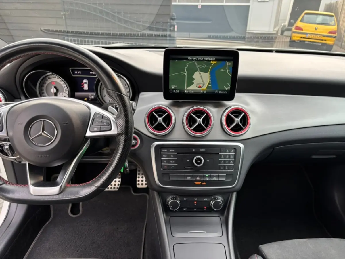 180 AMG Night Edition Plus / 1e eigenaar