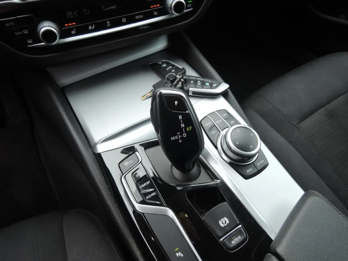 520I EXECUTIVE Trekhaak