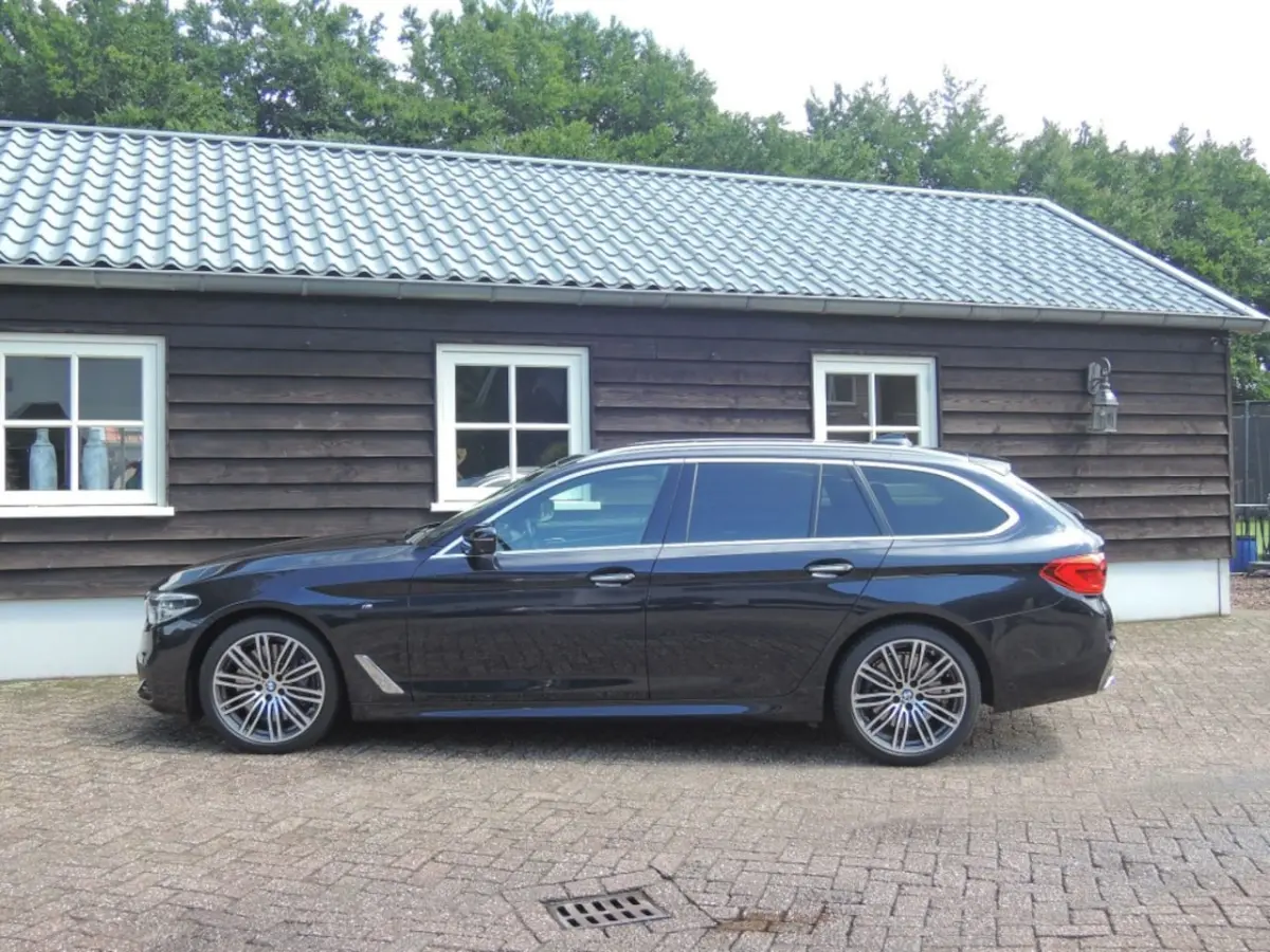 540I X-Drive HIGH EXE M sport