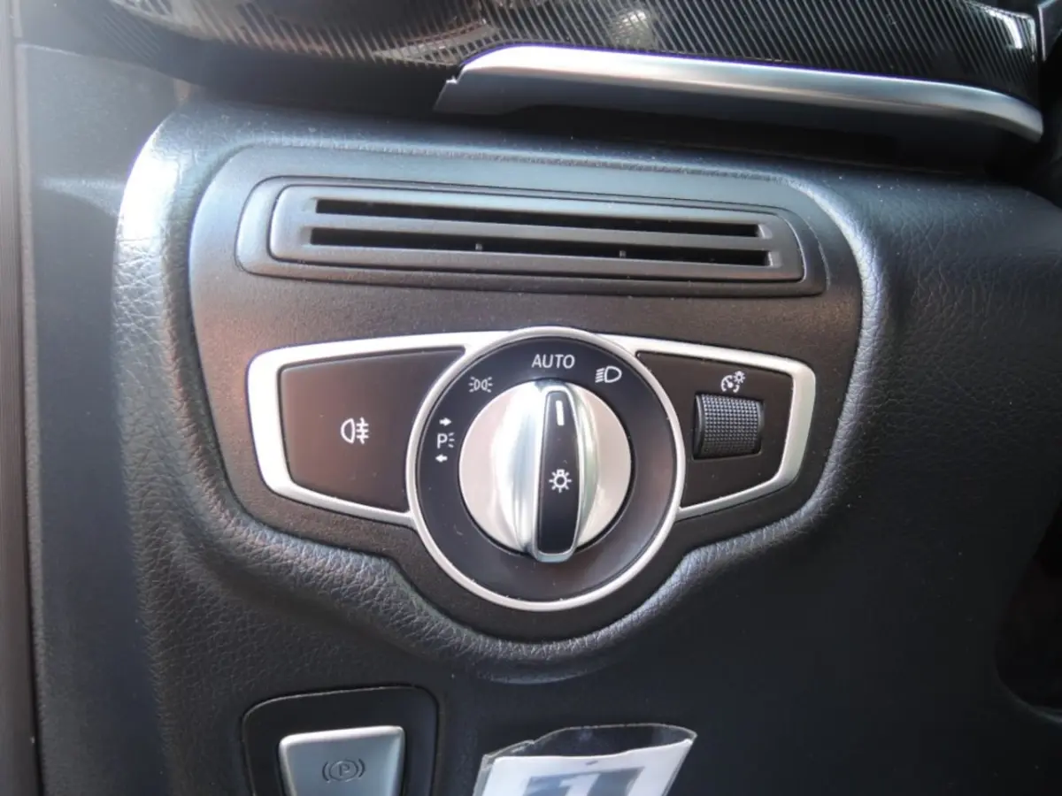 220D LANG DC