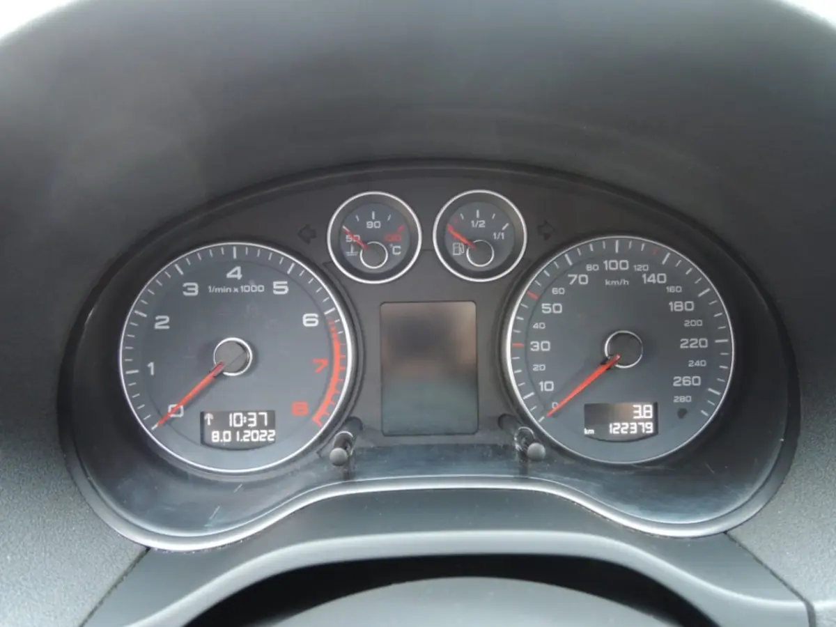 A3 1.4 TFSI ADVANCE SP S-LINE