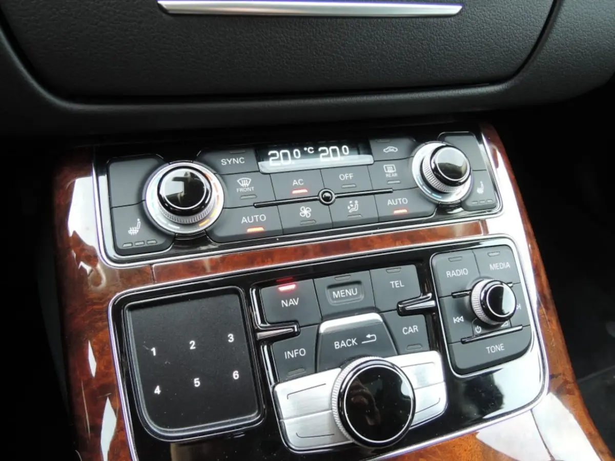 3.0 TDI QUATTRO PRO LINE + YOUNGTIMER
