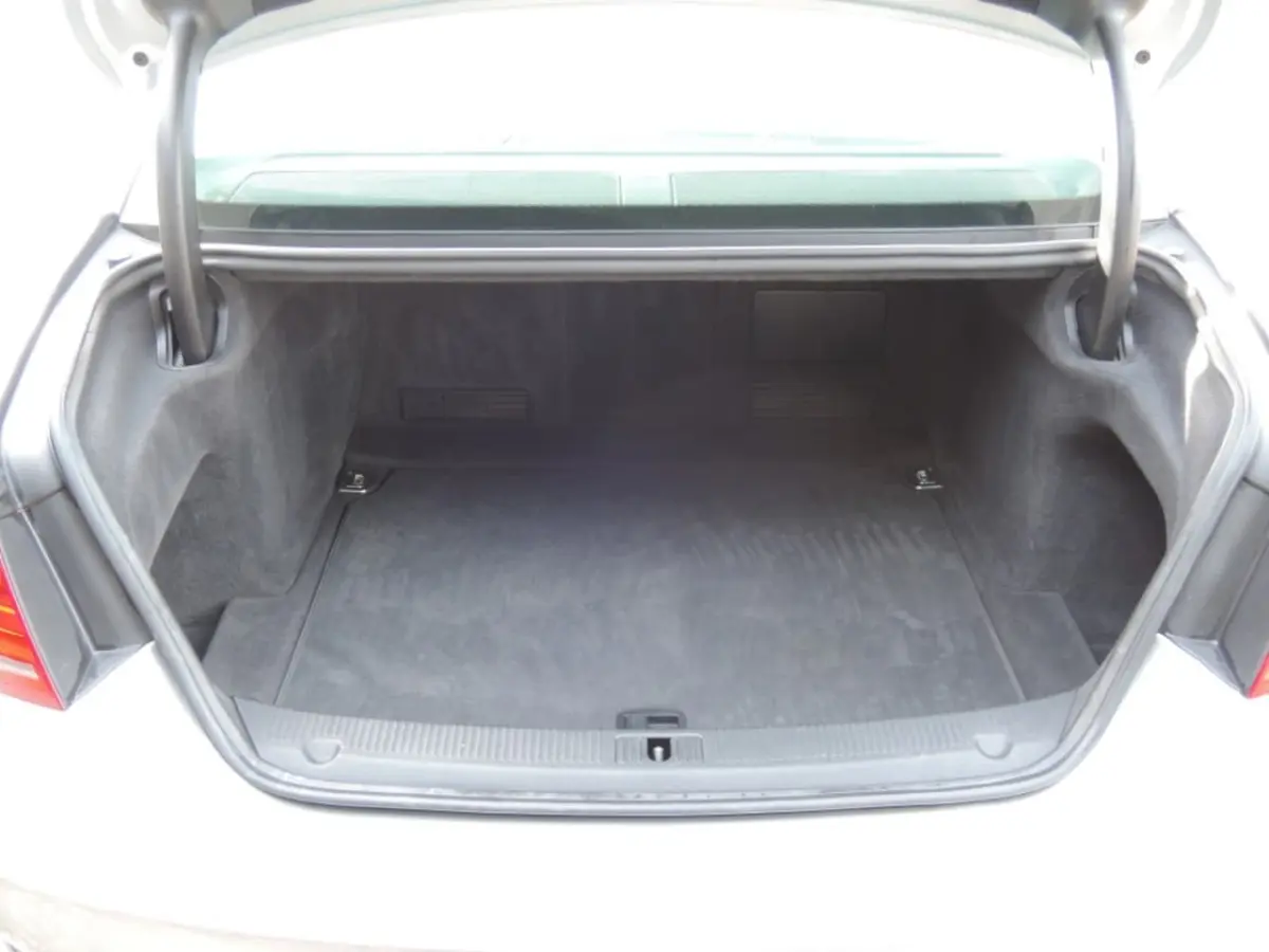 3.0 TDI QUATTRO PRO LINE + YOUNGTIMER
