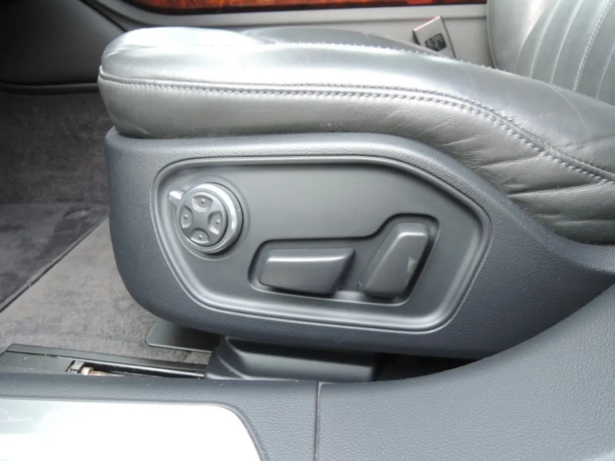 3.0 TDI QUATTRO PRO LINE + YOUNGTIMER
