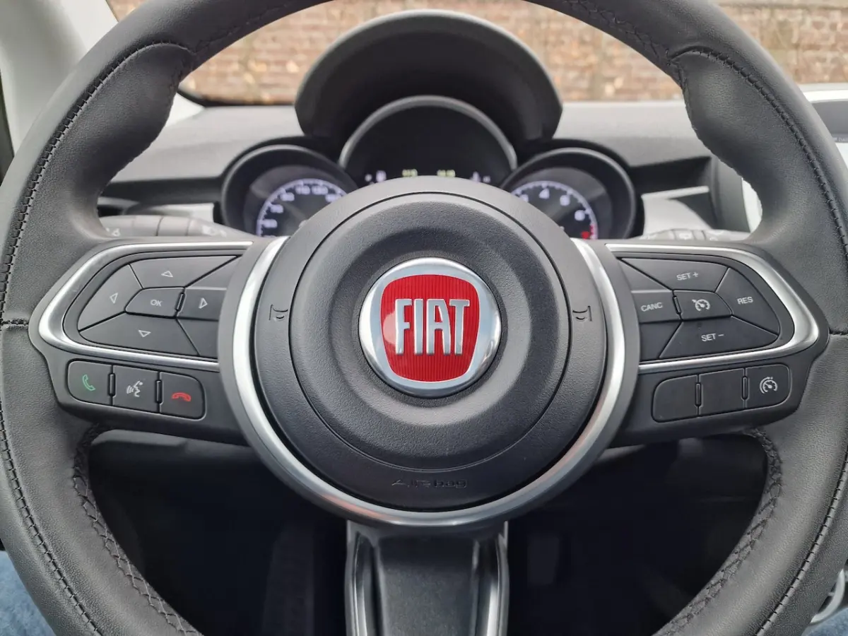 1.0 GSE City Cross Opening Edition Navigatie*Cruise control*Climate contol*PDC