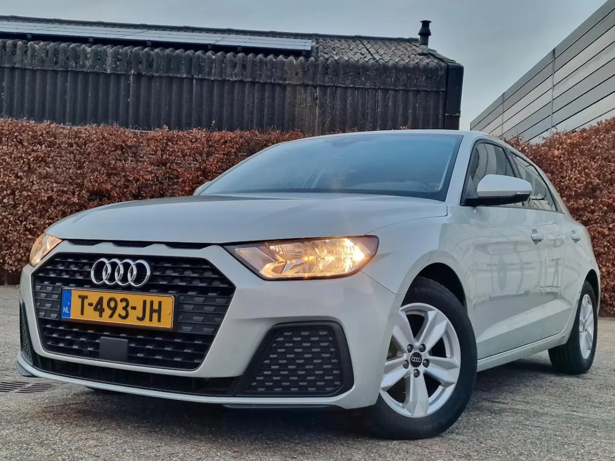 25 TFSI Pro Line AUTOMAAT*Carplay*Cruise control*Rijbaan assistent*Airco