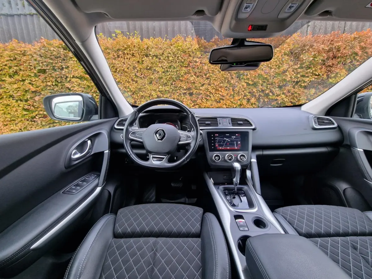 1.3 TCe Intens AUTOMAAT*Navigatie*Camera*PDC*Climate control*Cruise control