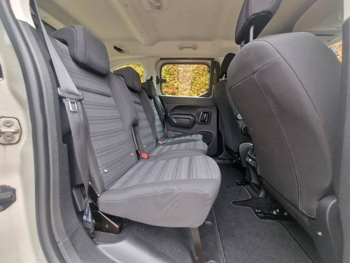1.2 Turbo L1H1 Edition Nieuwe distributie*Navigatie*Cruise control*Climate control*PDC