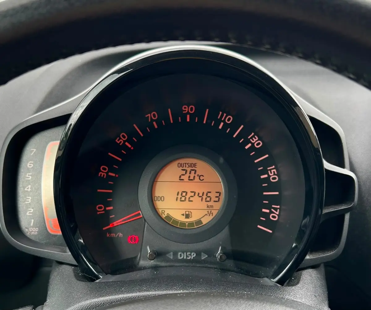 1.0 VVT-i x-play