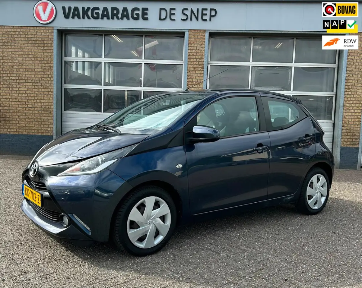 1.0 VVT-i x-play