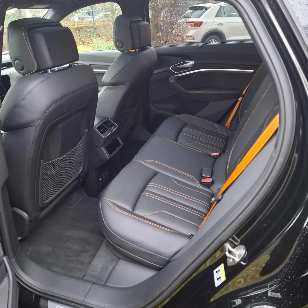 55 quattro S edition 95 kWh Black edition