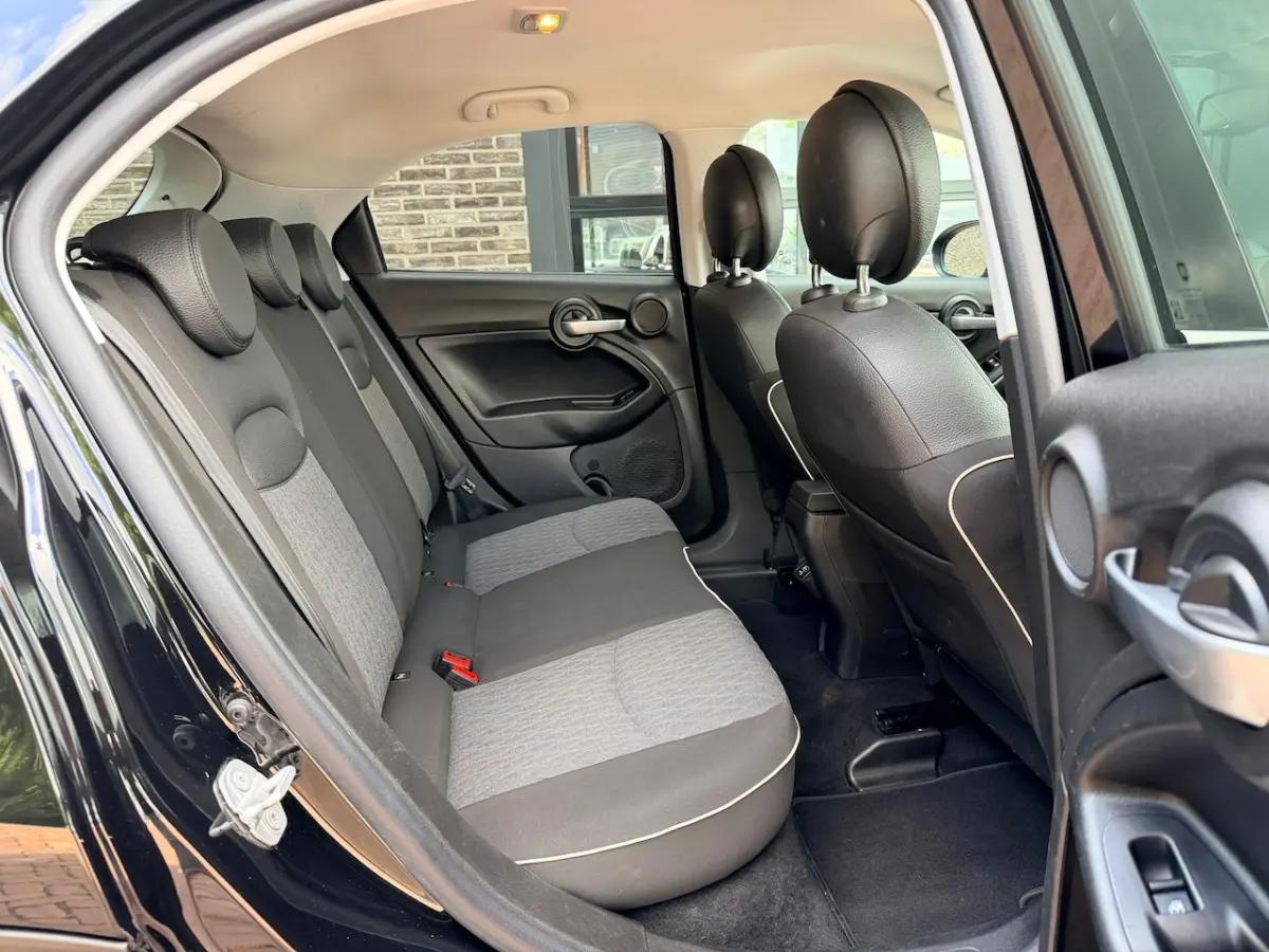 1.3 GSE City Cross | Autom | Navi | Led | Keyless |