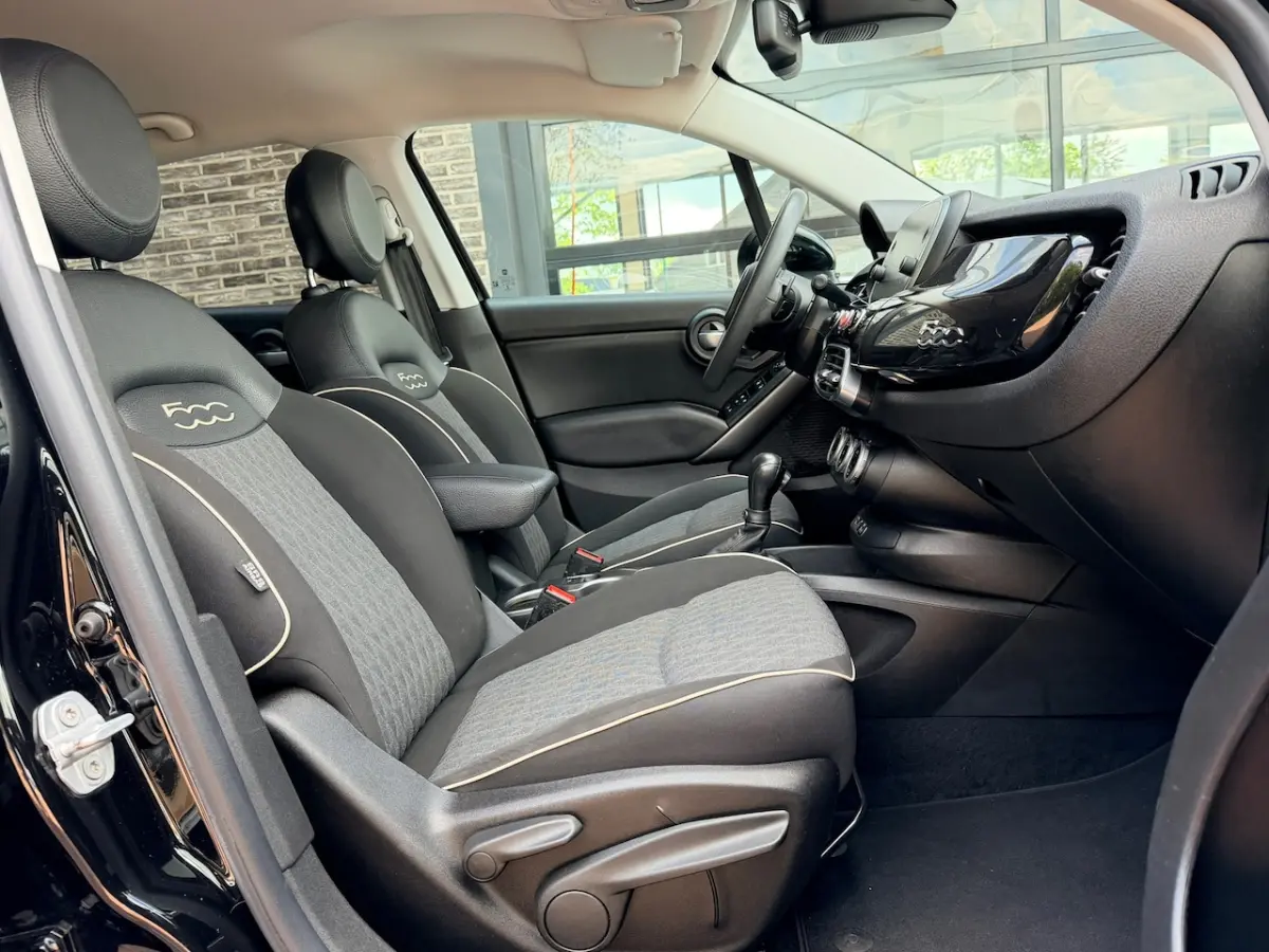 1.3 GSE City Cross | Autom | Navi | Led | Keyless |