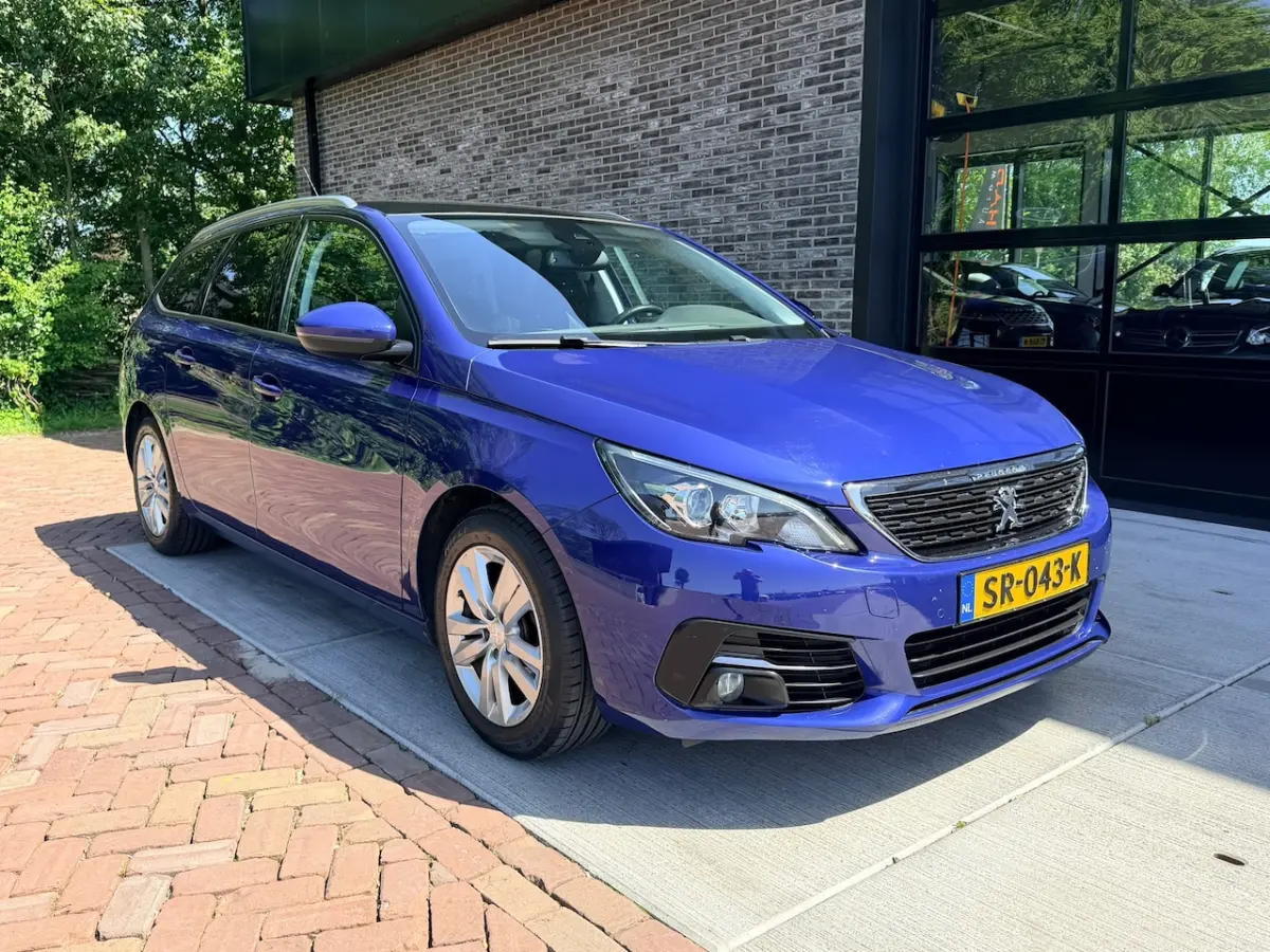 1.2 PureTech Blue Lease Executive | Pano | Navi | PDC |
