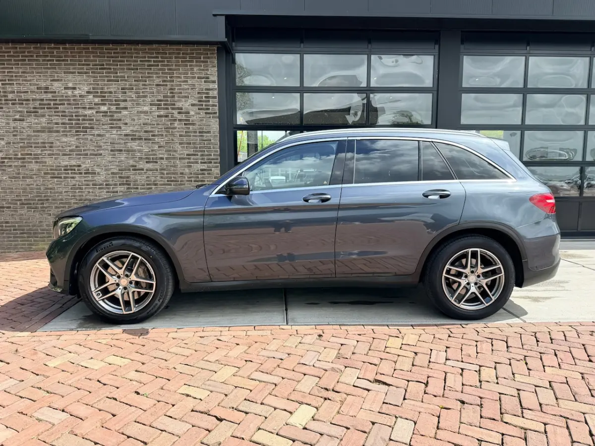 220 d 4MATIC Prestige | AMG | Autm | 1/2 Leer | Navi |