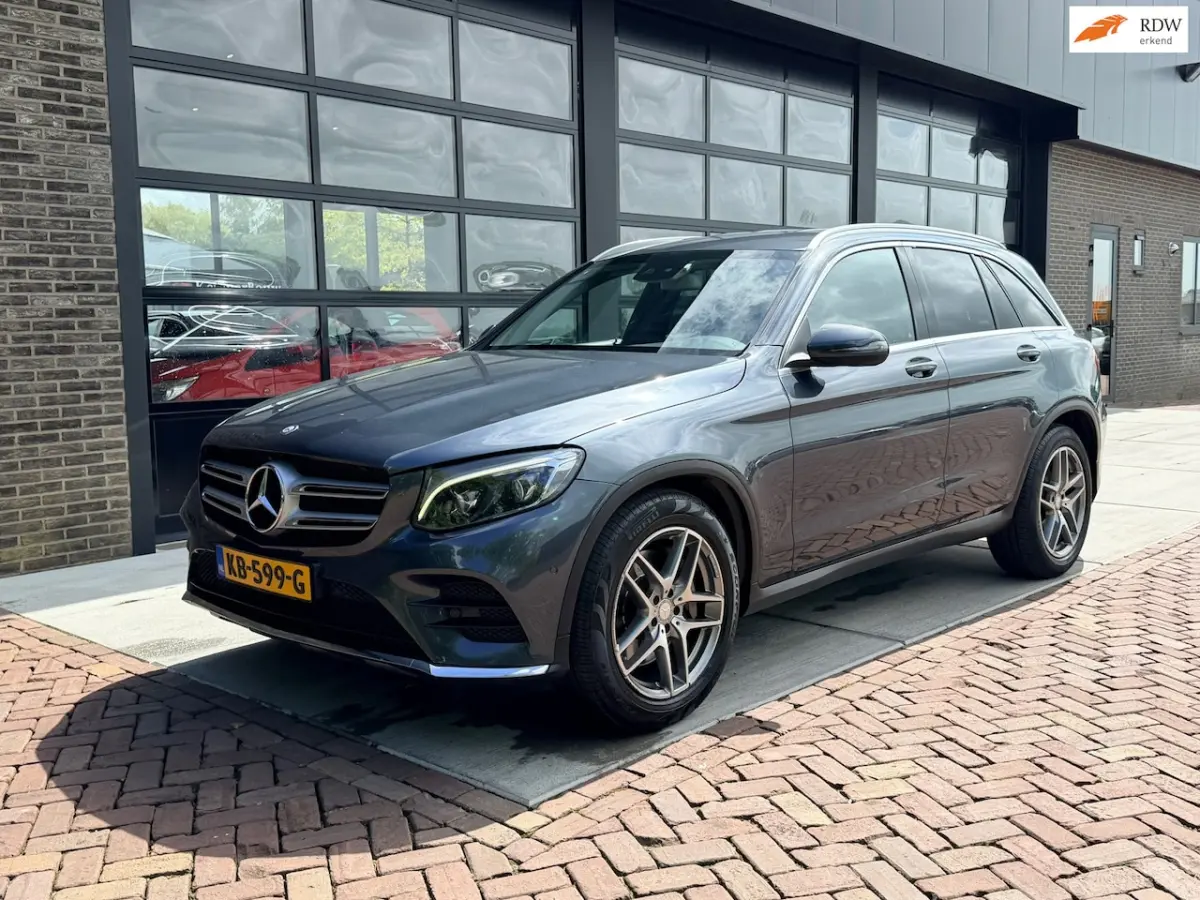 220 d 4MATIC Prestige | AMG | Autm | 1/2 Leer | Navi |