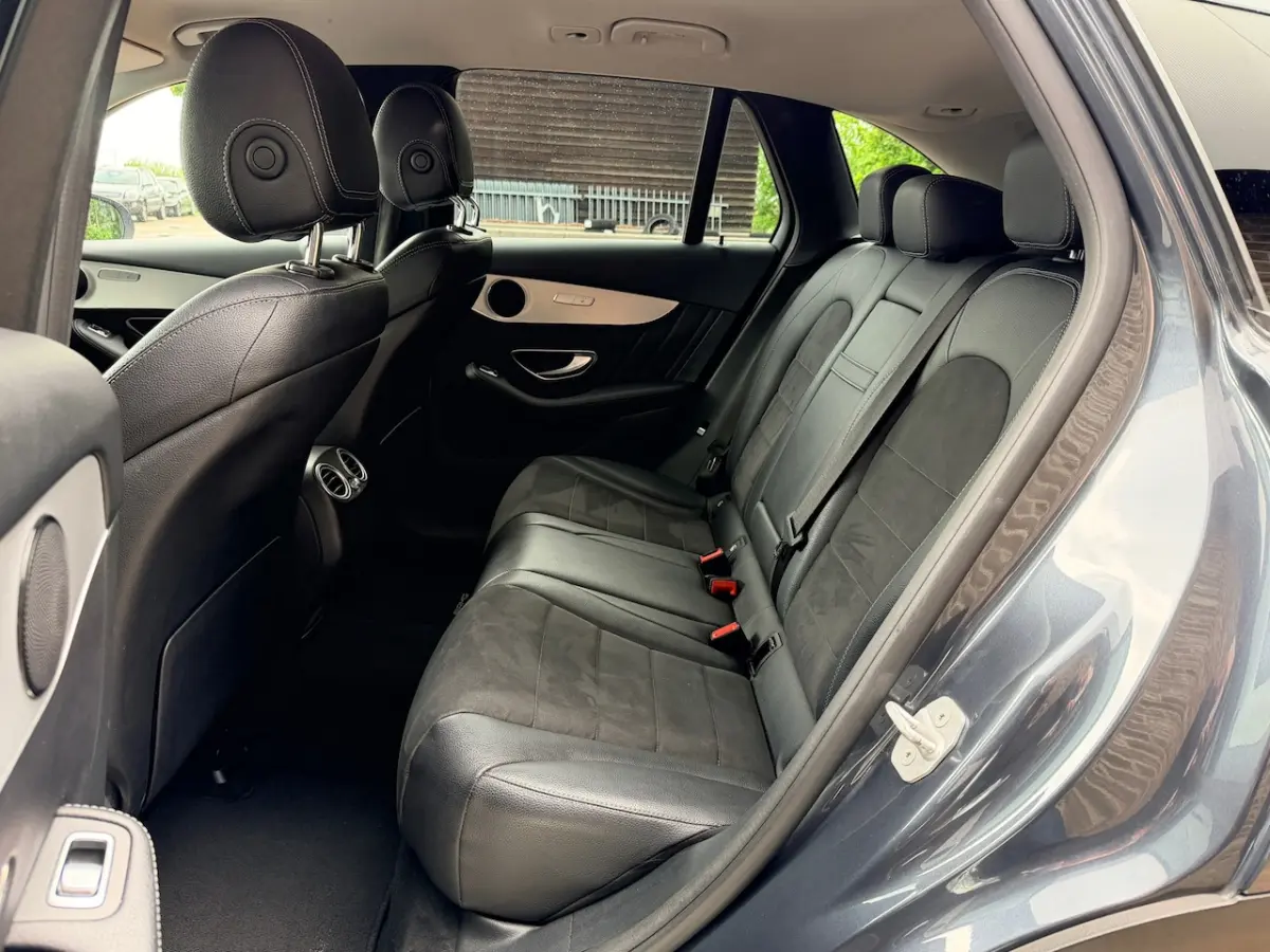 220 d 4MATIC Prestige | AMG | Autm | 1/2 Leer | Navi |