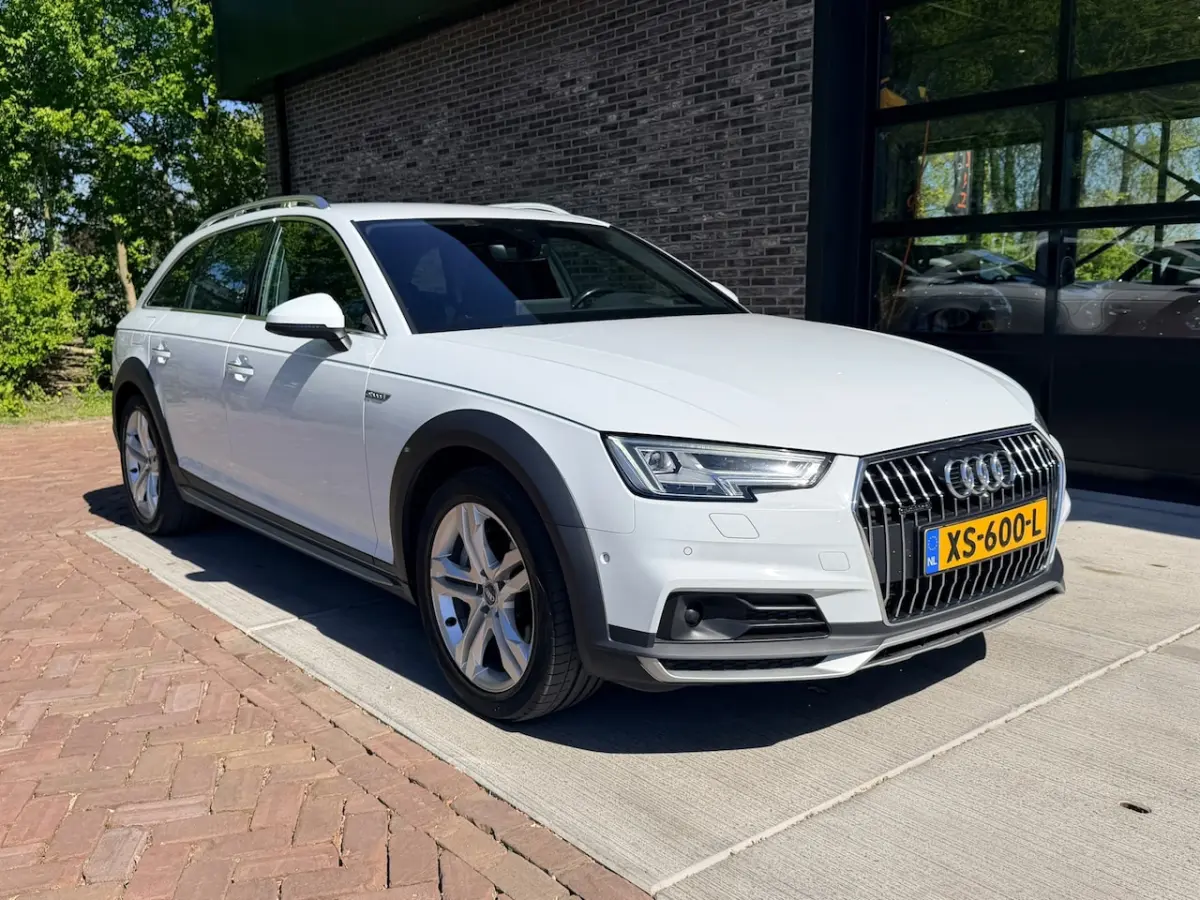 2.0 TFSI MHEV Pro Line Plus | ACC | ECC | LED | Virtual Dash |