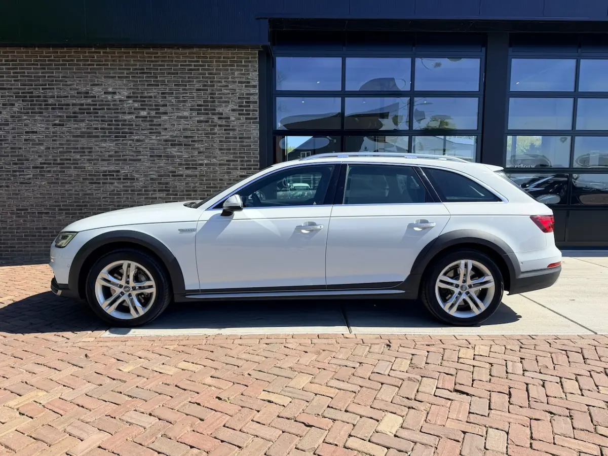 2.0 TFSI MHEV Pro Line Plus | ACC | ECC | LED | Virtual Dash |
