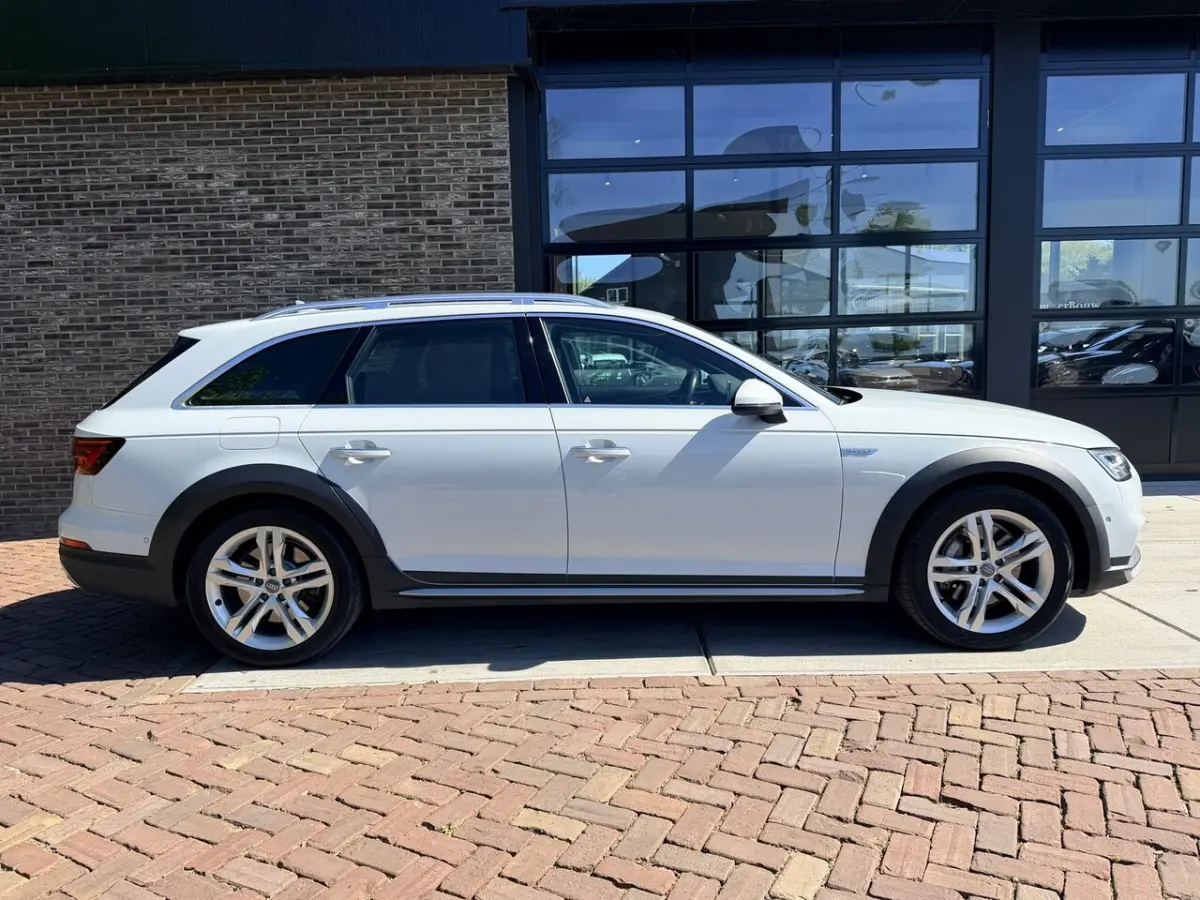 2.0 TFSI MHEV Pro Line Plus | ACC | ECC | LED | Virtual Dash |