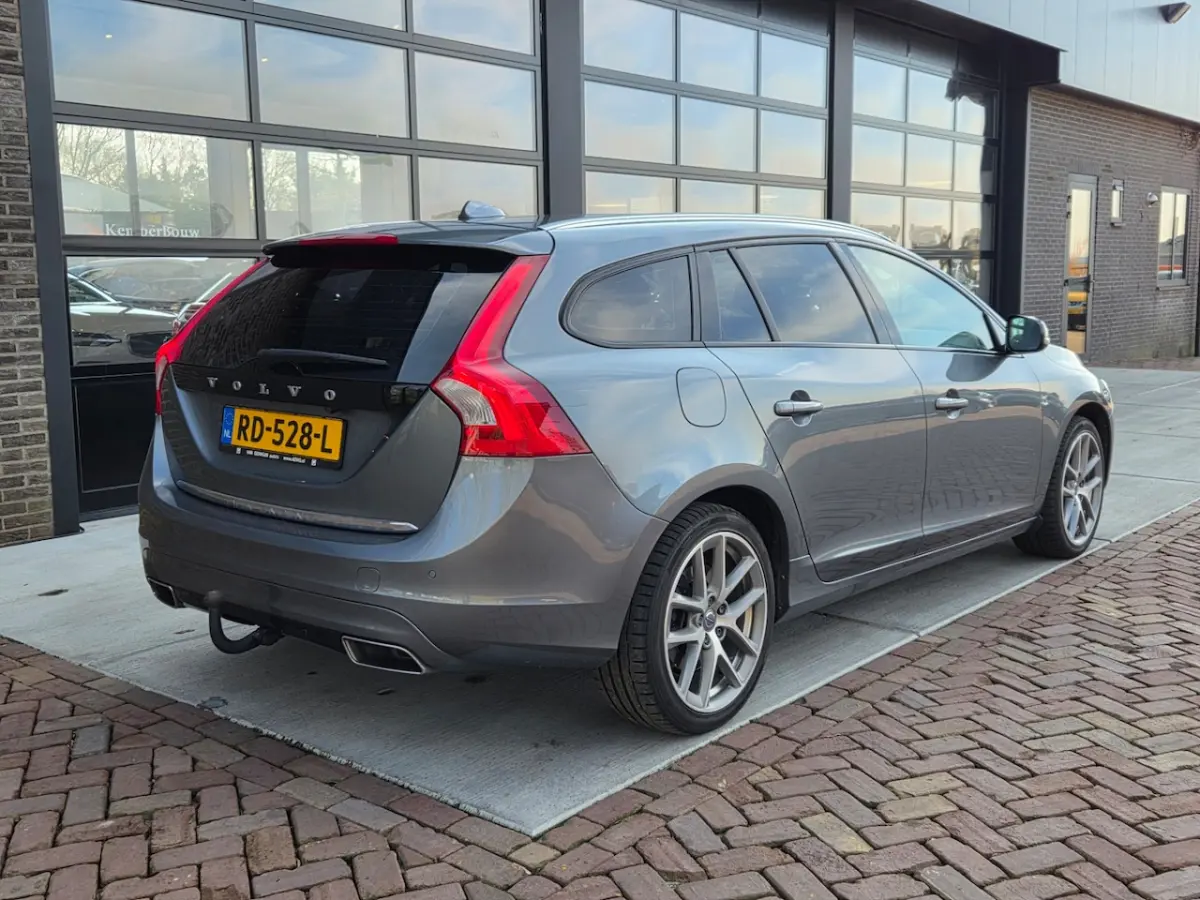 2.4 D5 Twin Engine Special Edition