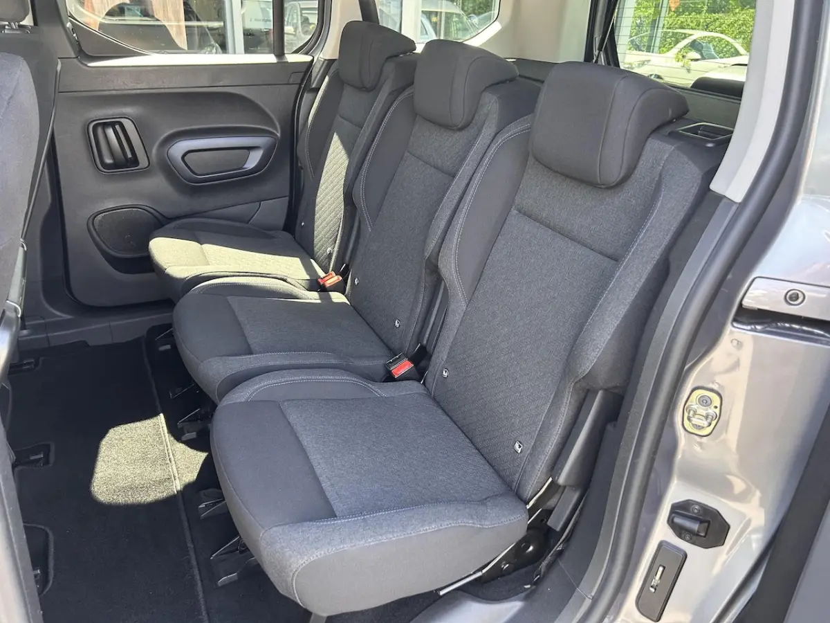 1.2 Puretech Active /airco/pdc/cruise control/100%dealer onderhouden