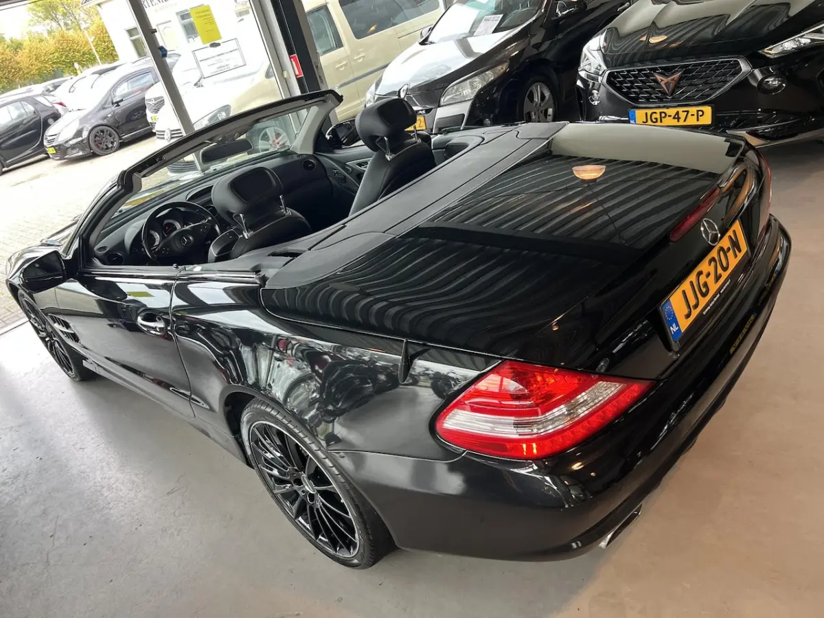 300 Vol opties, Mega onderhouden auto, Zie foto, s
