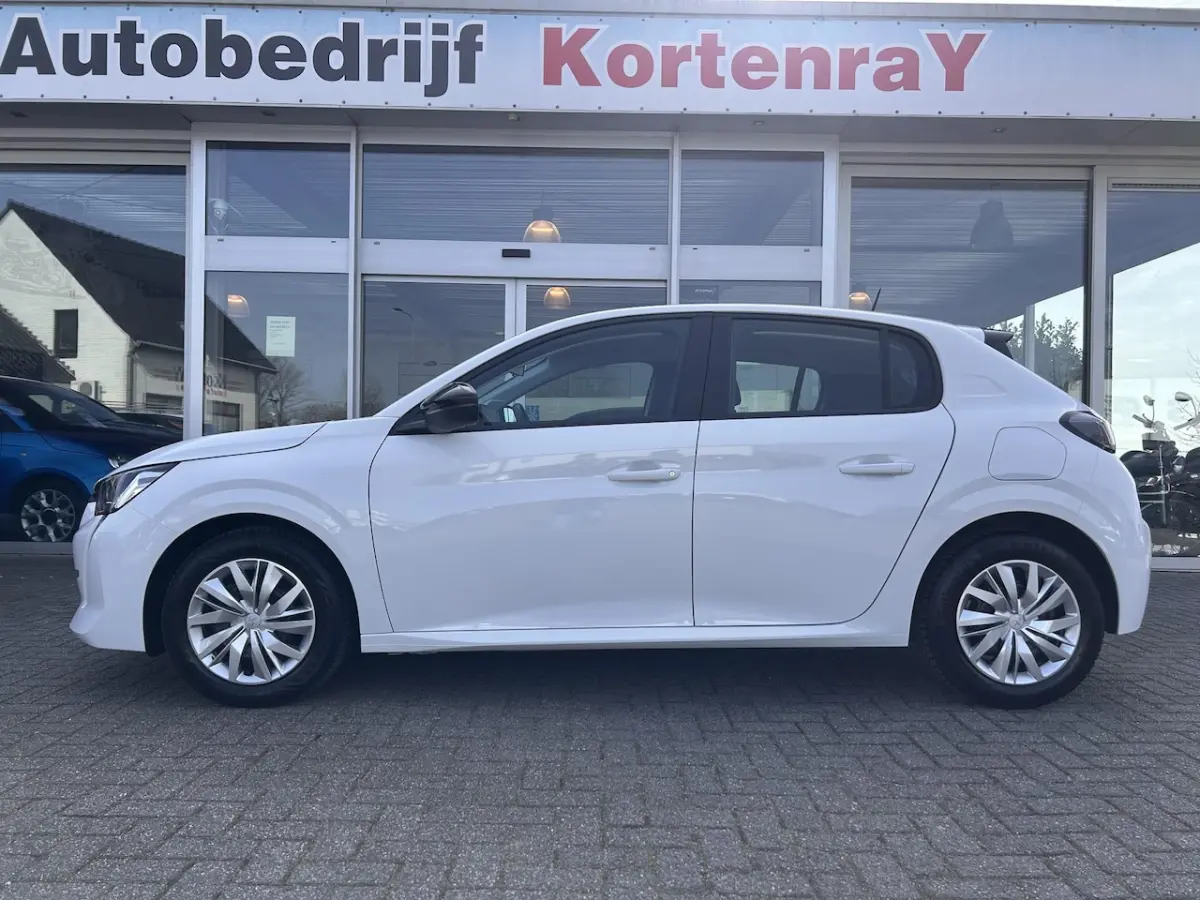 1.2 PureTech Active 100% dealer onderhouden/airco/Carplay/cruise control/nieuwstaat/enz
