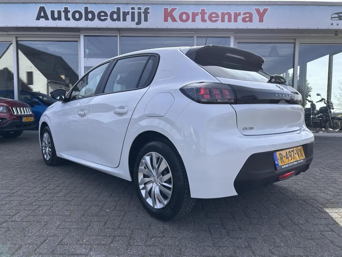 1.2 PureTech Active 100% dealer onderhouden/airco/Carplay/cruise control/nieuwstaat/enz