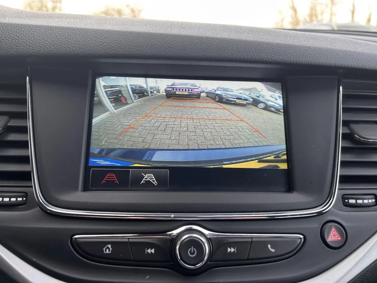 1.2 Edition /achteruitrij camera/airco/navi/cruise control/carplay/pdc